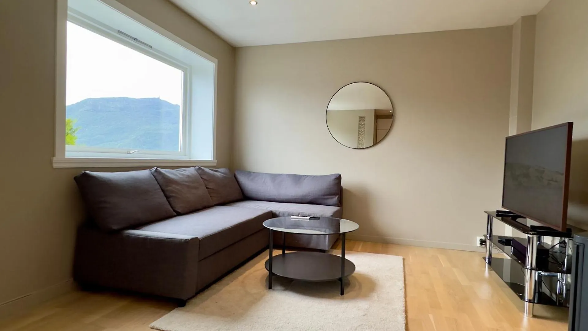 Apartament Walking Distance To City Center With Private Parking Bergen